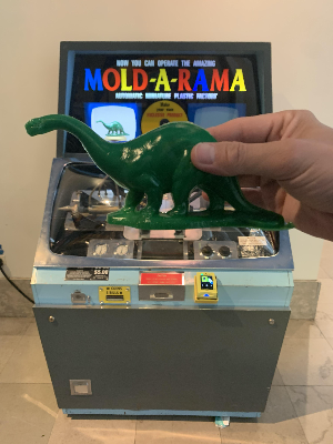 Mold-A-Rama machine